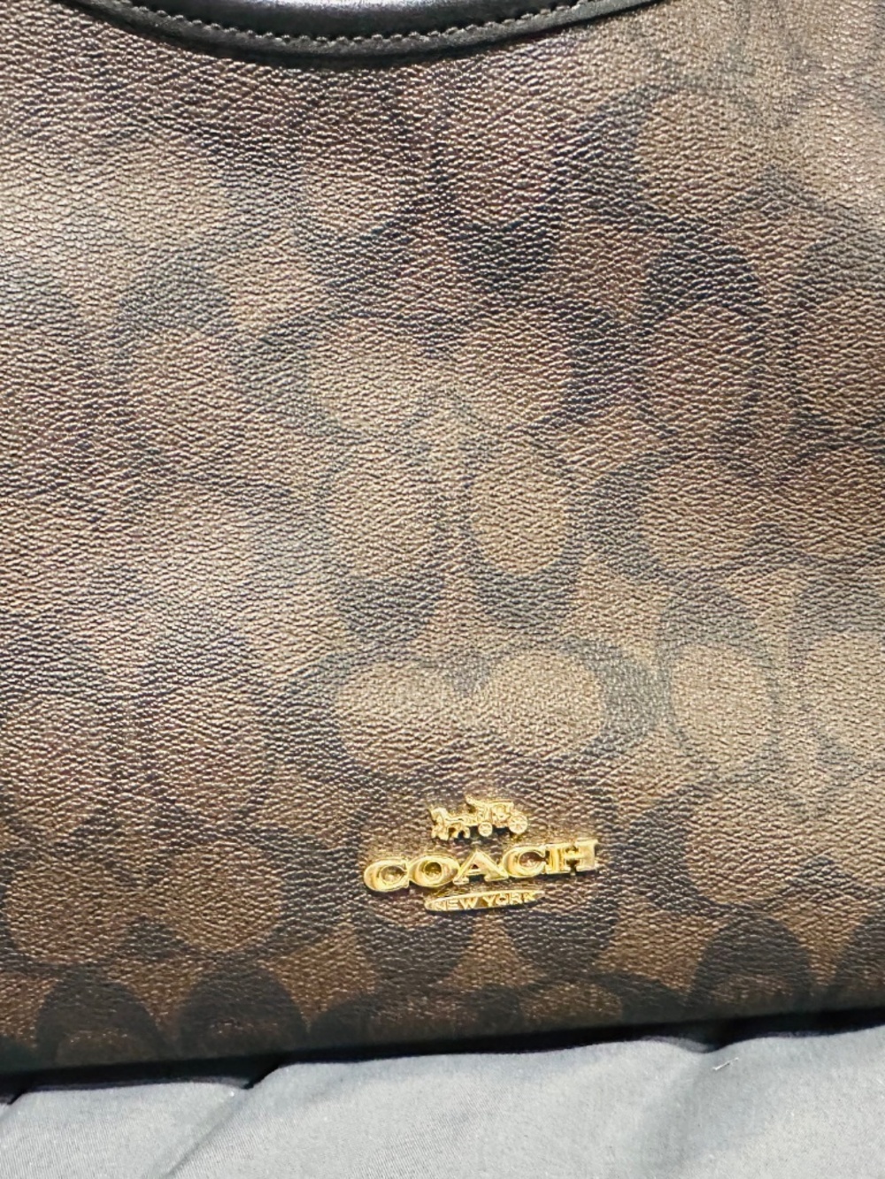COACH Laurel Shoulder Bag In Signature Canvas - Picture 7 of 7